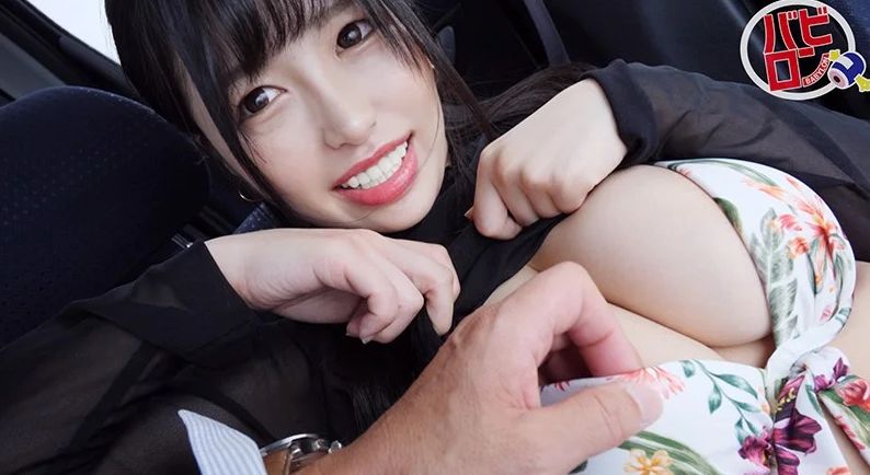 気持ちいぃ～図書館勤めの淫乱美少女の乳首を背後から転がし乳首イキ