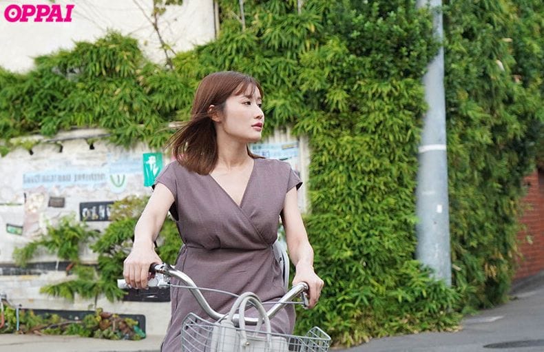 もうどうにかなっちゃう…！藤森里穂、乳首イキ調教される不貞性交妻